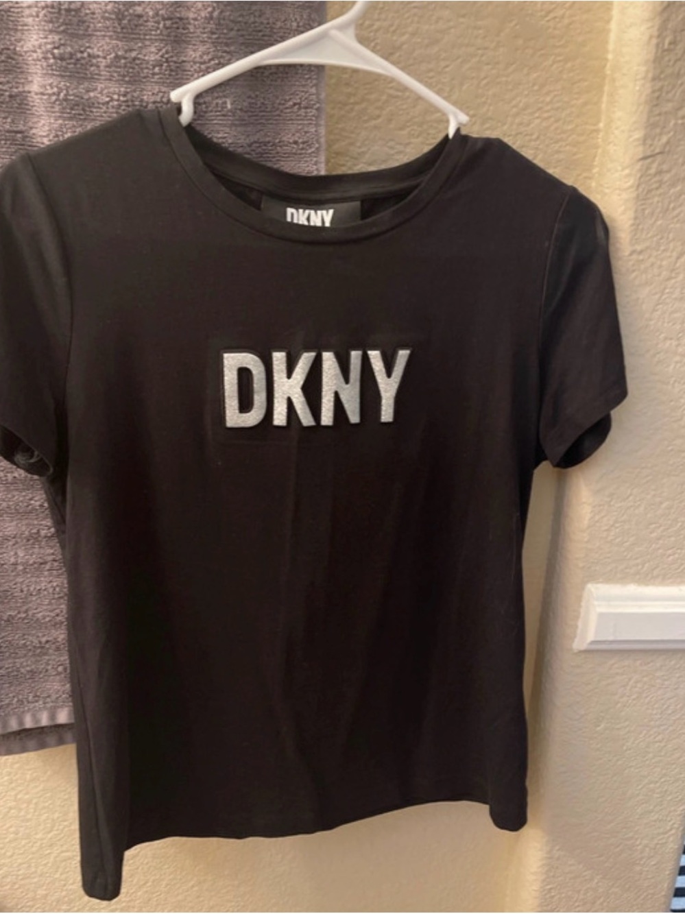 DKNY Black Short-Sleeve Tee with Silver Logo